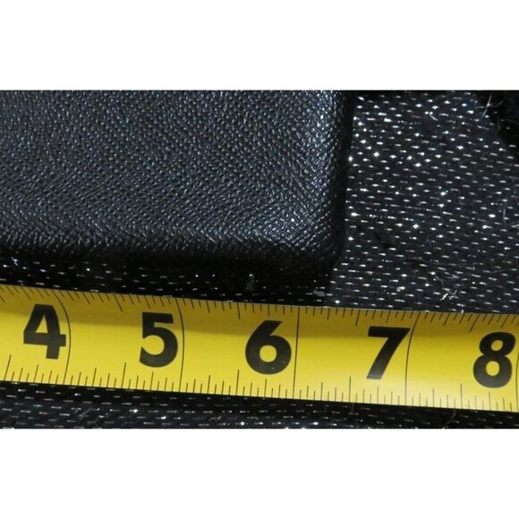 Coach 2020 Black Corner Zip Wristlet in CrossGrain Leather F58032 - Picture 5 of 10